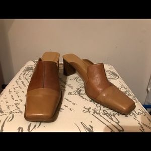 Croft and Barrow Block Mules Slides 7.5